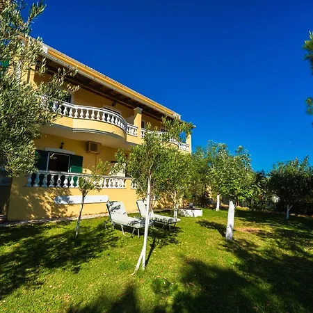 Διαμέρισμα Stefanias Appartments Άγιος Ματθαίος